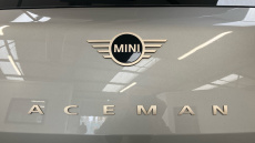 MINI Aceman 135kW E Classic 43kWh 5dr Auto Electric Hatchback